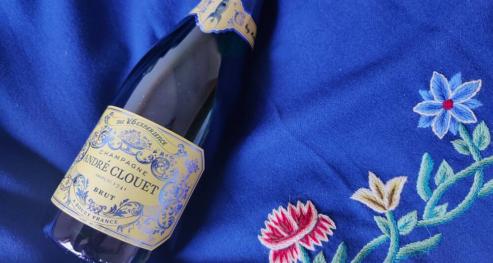 Champagne som matcher bunaden og i tillegg smaker fantastisk