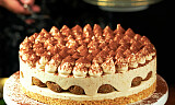 Når tiramisu blir bløtkake, passer den perfekt på et hvert kakebord