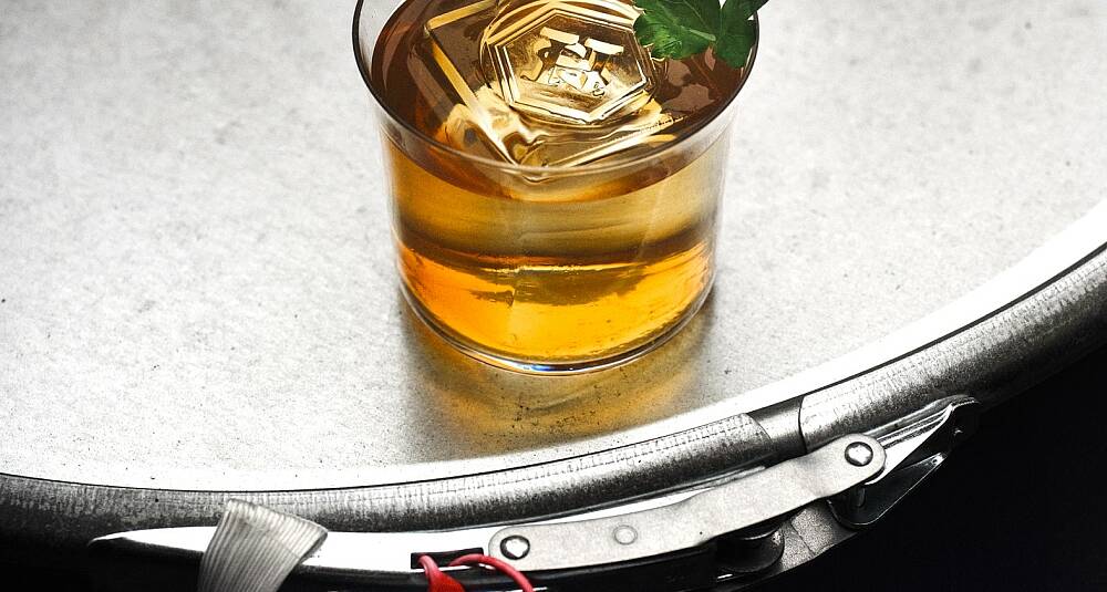 Slik serveres klassikeren Old Fashioned på verdens 10. beste bar - Himkok