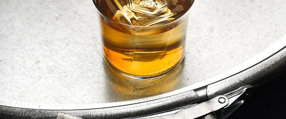 Slik serveres klassikeren Old Fashioned på verdens 10. beste bar - Himkok