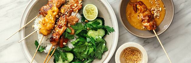 Elsker du peanøtter, er satay med peanøttsaus garantert en suksess