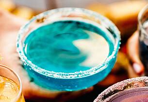Flekken drinkoppskrift med tequila, Cointreau og Bols Blue