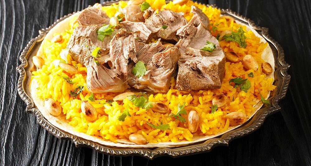 Mansaf - tradisjonsrik palestinsk-jordansk med lam
