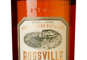 Hørt om Lawrenceburg før? Derfra kommer basisnyhetenes beste brennevin - en rugwhiskey i en klasse for seg