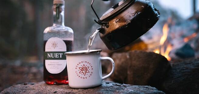 Nuet Moments Toddy med eplejuice drinkoppskrift