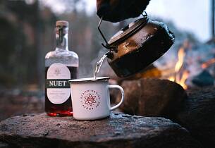 Nuet Moments Toddy med eplejuice drinkoppskrift