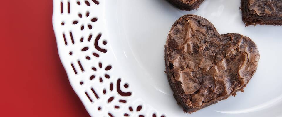 Bak hjertebrownies tll Valentines