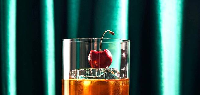 Chivas Classic Manhattan Drinkoppskrif