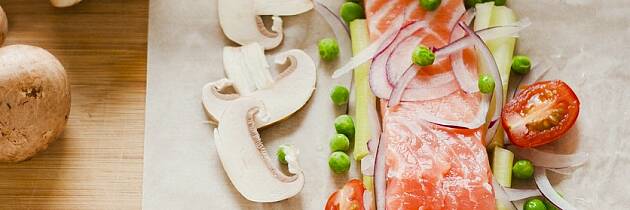 En vårlig laksepakke er ekstra smakfullt til middag