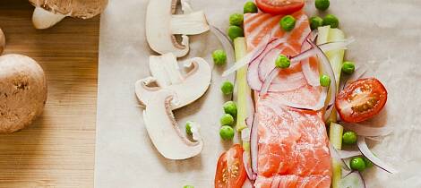En vårlig laksepakke er ekstra smakfullt til middag