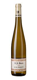 A.J. Adam in der Sengerei Dhroner Hofberg Riesling feinherb