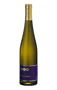 Lisa Bunn Hipping Riesling Trocken