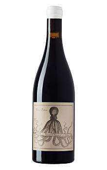 Black Sheep Finds Holus-Bolus Presqu'ile Vineyard Syrah