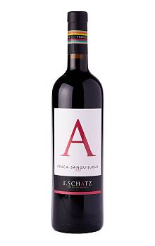 Schatz Finca Sanguijuela