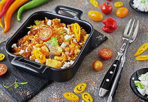 Klippfisk i form med chili, paprika, tomat og ost