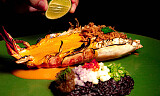 Le Du i Bangkok: Larver og biller som fine dining