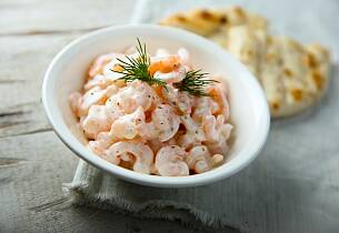 Slik lager du skagensalat - skagenrøre