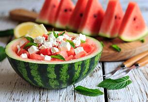 Det er nå du skal fråtse i vannmelon - også til lunsj eller middag