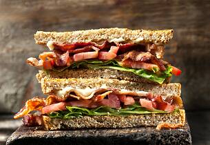 Sats på enkle, men smaksrike retter i ferien