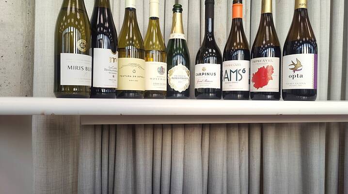 I basis er det en liten håndfull nye viner - med og uten - som er verd din oppmerksomhet