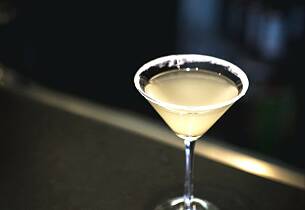 Verdens enkleste drink som også smaker syrlig og friskt