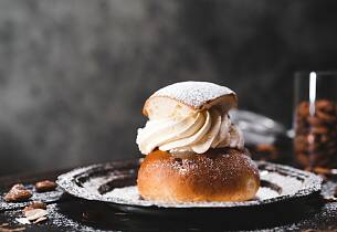 Sett i gang å bake: Inviter til bollefest på fastelavn