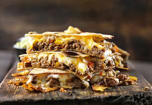 Grillet quesedilla med chorizo