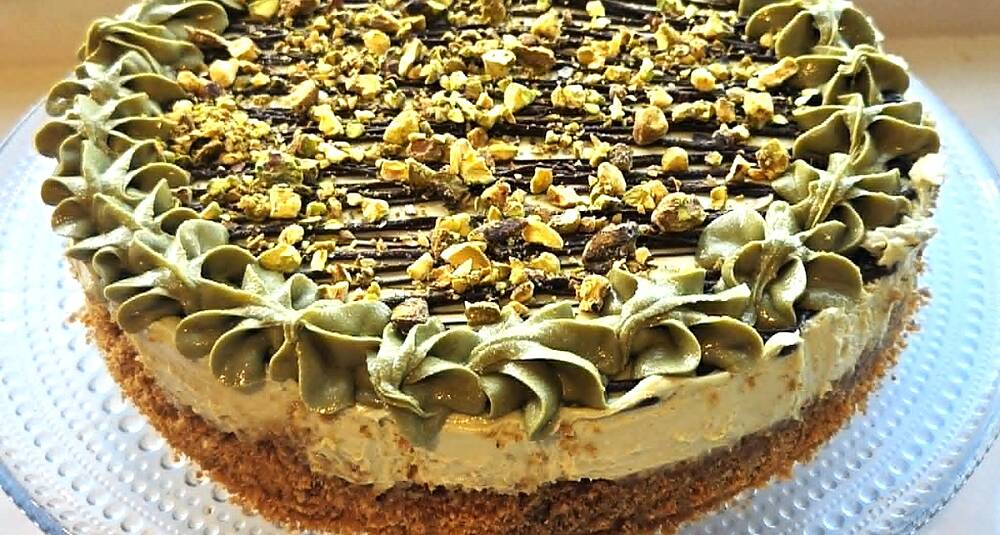 Pistasjkake med mørk sjokolade