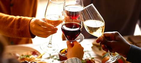 Sammenlign franske klassikere og ungarske viner til en 5-retters meny