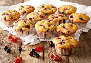 Muffins med solbær og rips